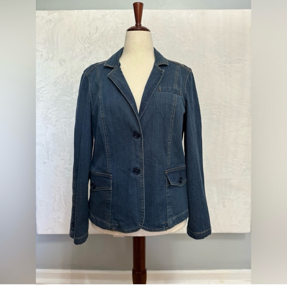 Women’s vintage St. John’s Bay denim jacket - size Large